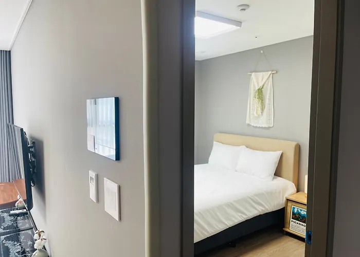 Inn-The City Myeongdong